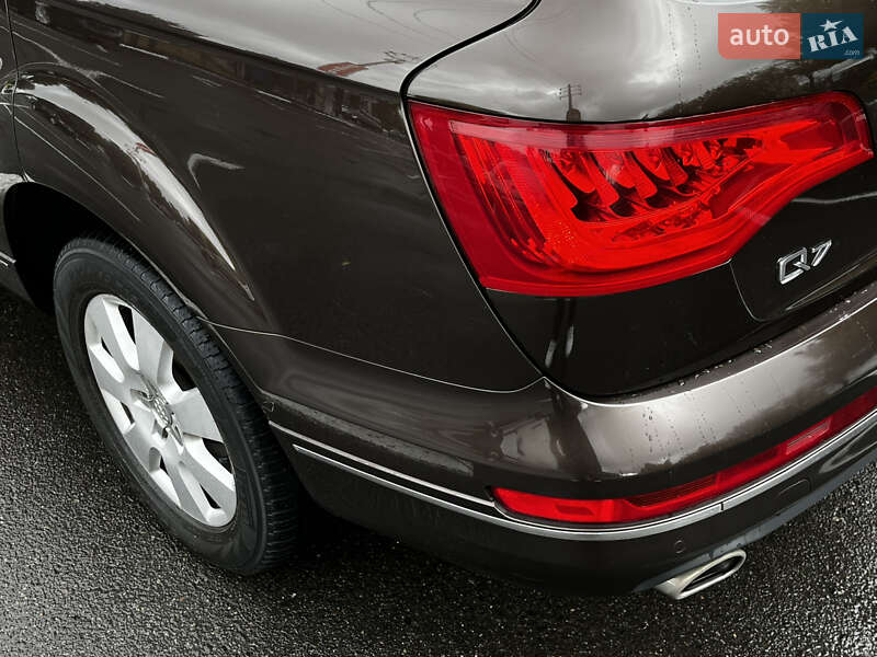 Позашляховик / Кросовер Audi Q7 2015 в Одесі