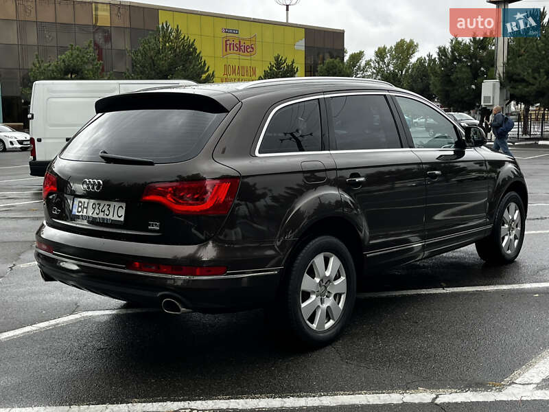 Позашляховик / Кросовер Audi Q7 2015 в Одесі