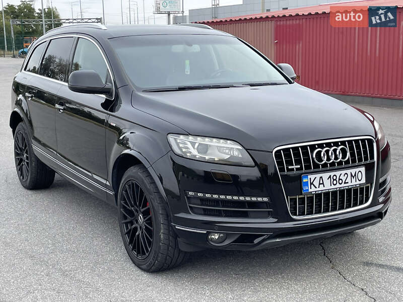 Внедорожник / Кроссовер Audi Q7 2014 в Киеве