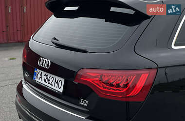 Позашляховик / Кросовер Audi Q7 2014 в 