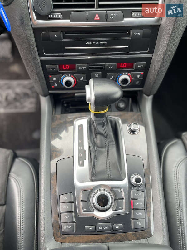 Внедорожник / Кроссовер Audi Q7 2014 в Киеве