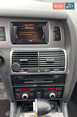 Позашляховик / Кросовер Audi Q7 2014 в 