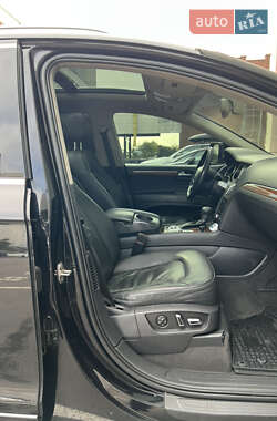 Внедорожник / Кроссовер Audi Q7 2011 в 