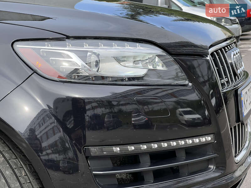 Позашляховик / Кросовер Audi Q7 2011 в Рівному