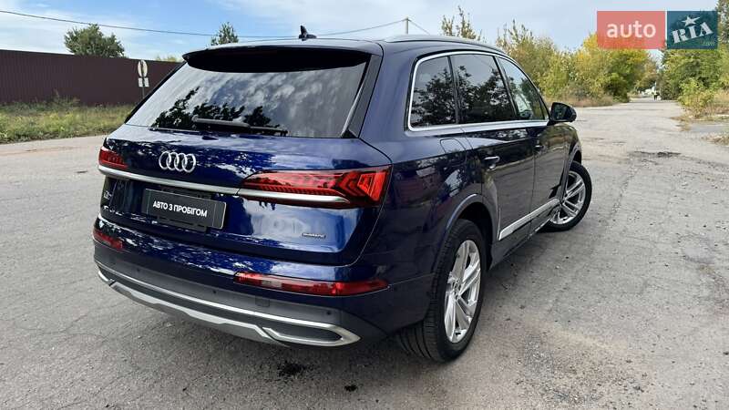 Внедорожник / Кроссовер Audi Q7 2020 в Полтаве