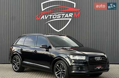 Позашляховик / Кросовер Audi Q7 2017 в 
