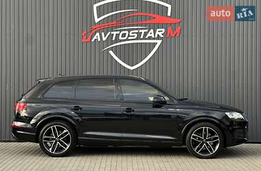 Позашляховик / Кросовер Audi Q7 2017 в 