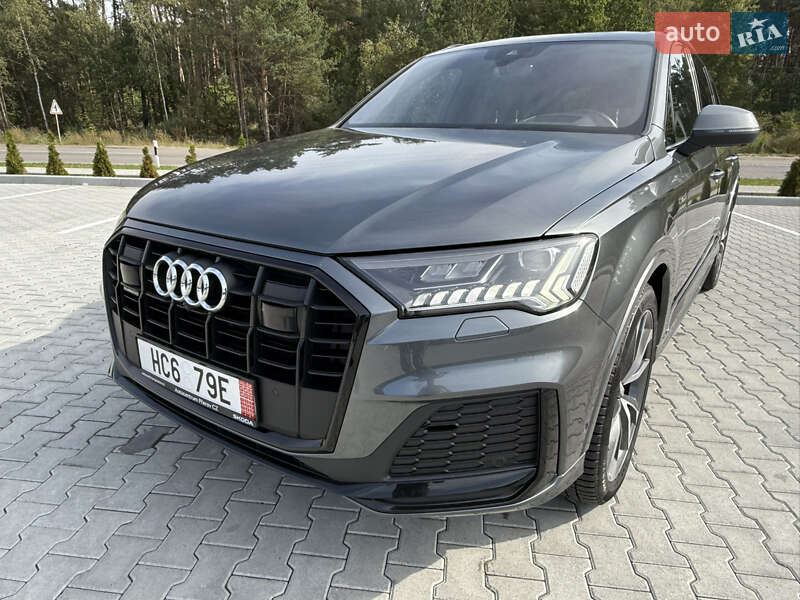 Позашляховик / Кросовер Audi Q7 2021 в Ковелі