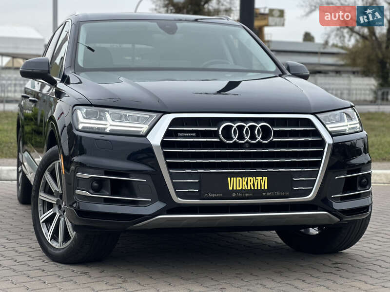 Позашляховик / Кросовер Audi Q7 2016 в Києві