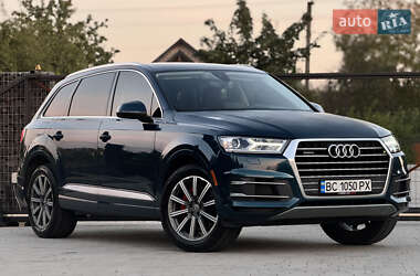 Внедорожник / Кроссовер Audi Q7 2018 в 