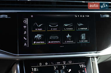 Позашляховик / Кросовер Audi Q7 2022 в 