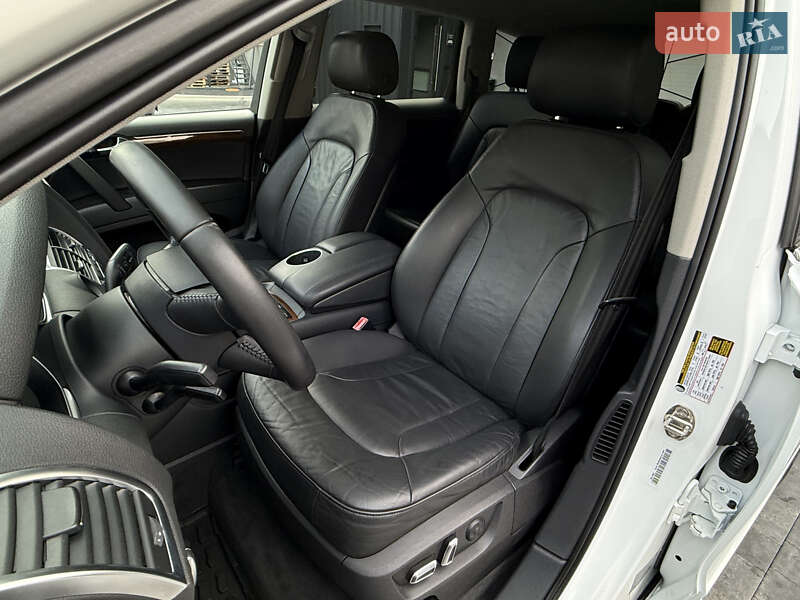 Внедорожник / Кроссовер Audi Q7 2012 в Ровно