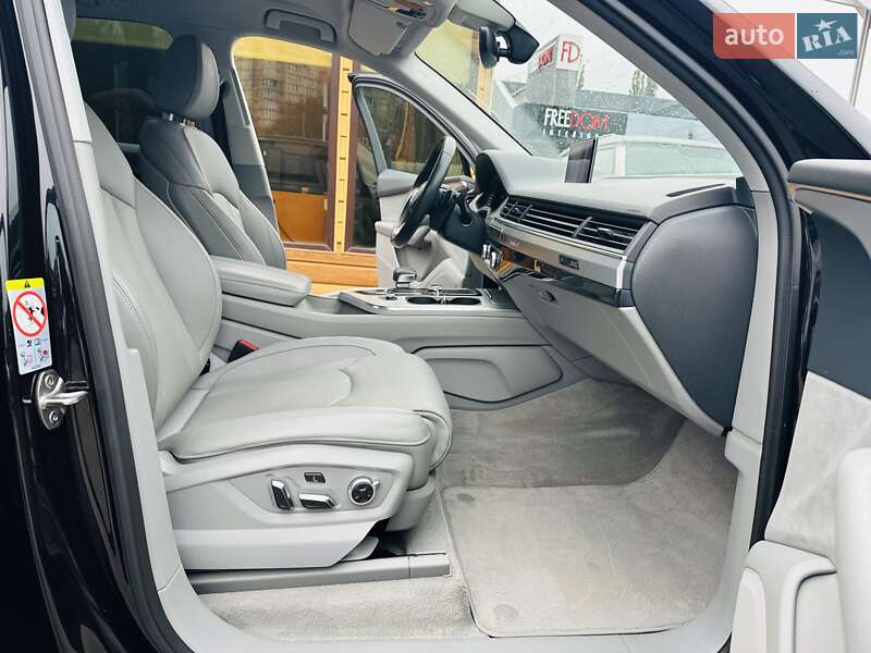 Внедорожник / Кроссовер Audi Q7 2018 в Киеве фото 29 Внедорожник / Кроссовер Audi Q7 2018 в Киеве