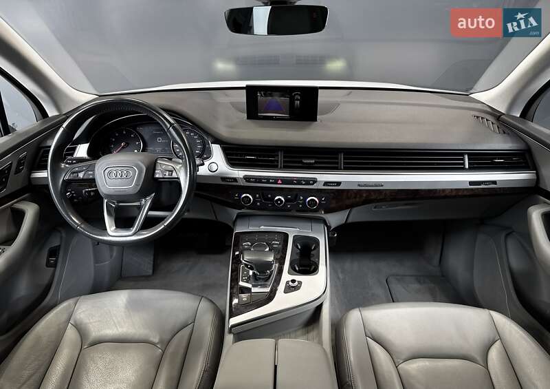 Позашляховик / Кросовер Audi Q7 2018 в Києві
