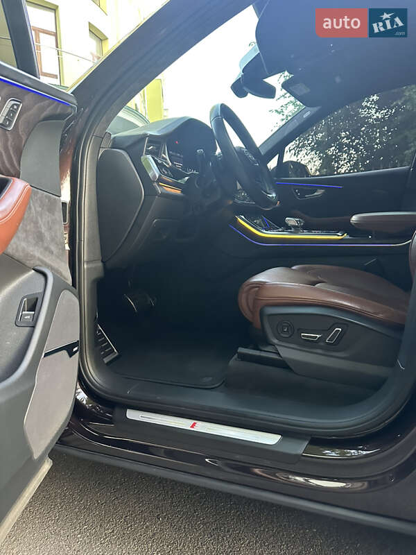 Позашляховик / Кросовер Audi Q7 2020 в Львові
