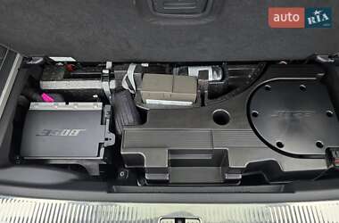 Внедорожник / Кроссовер Audi Q7 2016 в 