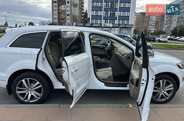 Внедорожник / Кроссовер Audi Q7 2013 в 