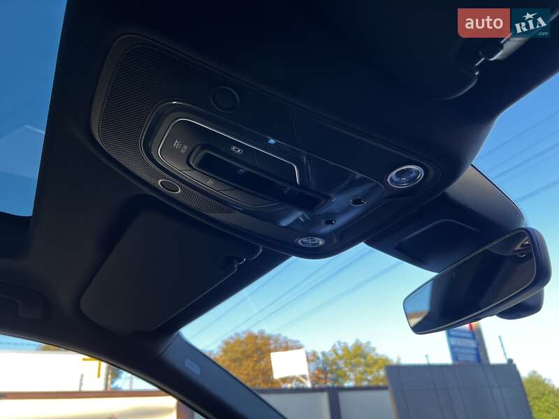 Позашляховик / Кросовер Audi Q7 2016 в Рівному