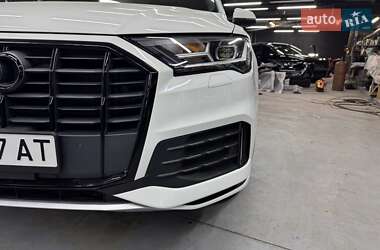 Внедорожник / Кроссовер Audi Q7 2020 в 