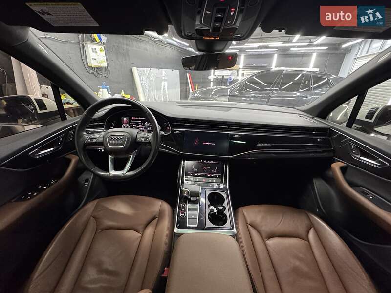 Внедорожник / Кроссовер Audi Q7 2020 в Днепре
