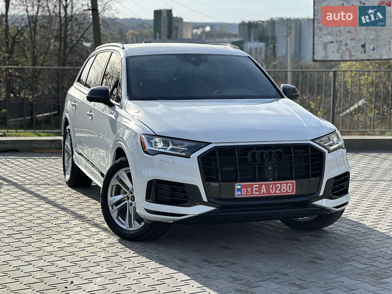 Позашляховик / Кросовер Audi Q7 2021 в Києві