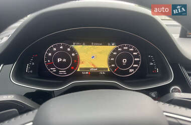 Внедорожник / Кроссовер Audi Q7 2018 в 