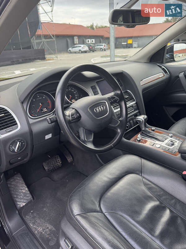Внедорожник / Кроссовер Audi Q7 2015 в Тернополе
