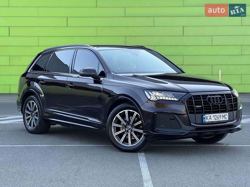 Позашляховик / Кросовер Audi Q7 2022 в Києві