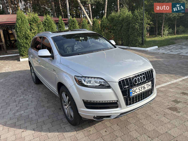 Позашляховик / Кросовер Audi Q7 2012 в Львові