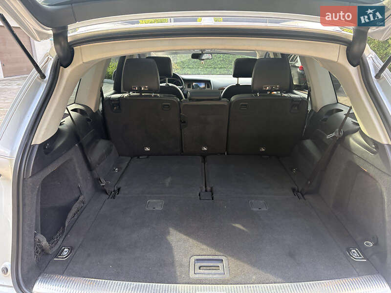 Позашляховик / Кросовер Audi Q7 2012 в Львові