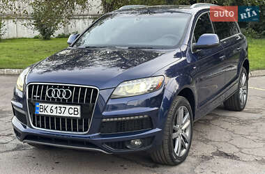 Позашляховик / Кросовер Audi Q7 2010 в 