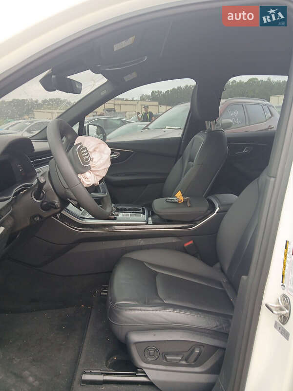 Внедорожник / Кроссовер Audi Q7 2021 в Киеве