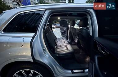 Позашляховик / Кросовер Audi Q7 2015 в 