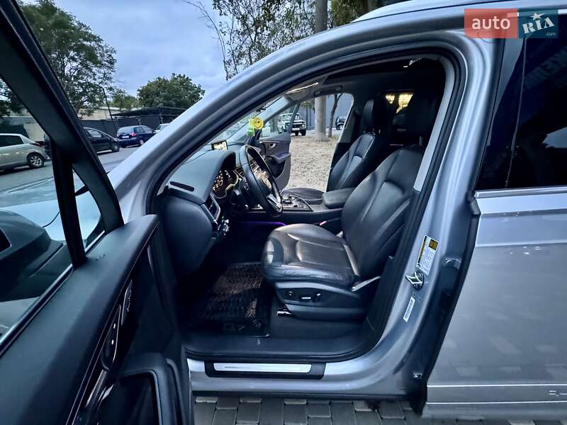 Внедорожник / Кроссовер Audi Q7 2015 в Одессе