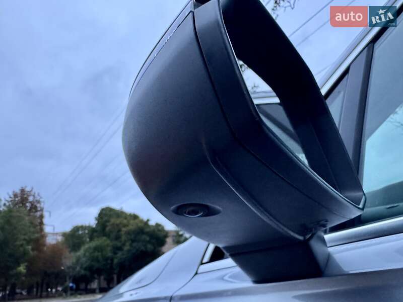 Внедорожник / Кроссовер Audi Q7 2015 в Одессе