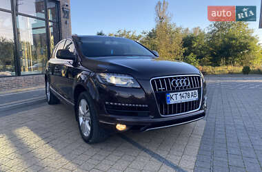 Позашляховик / Кросовер Audi Q7 2011 в 