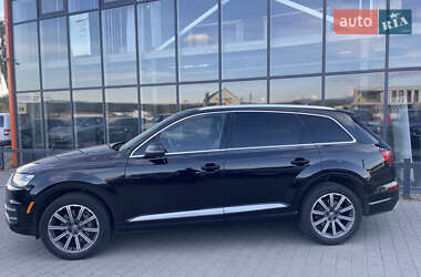 Позашляховик / Кросовер Audi Q7 2017 в 