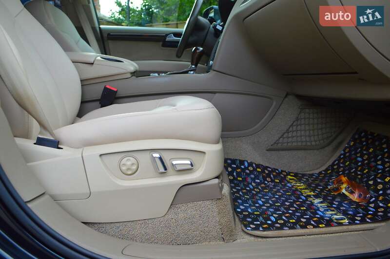 Позашляховик / Кросовер Audi Q7 2010 в Одесі фото 33 Позашляховик / Кросовер Audi Q7 2010 в Одесі