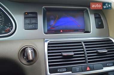 Внедорожник / Кроссовер Audi Q7 2010 в 