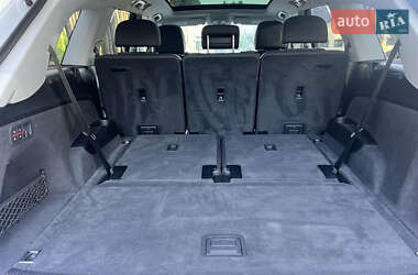 Позашляховик / Кросовер Audi Q7 2020 в 