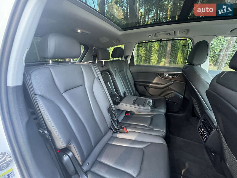 Внедорожник / Кроссовер Audi Q7 2020 в Львове