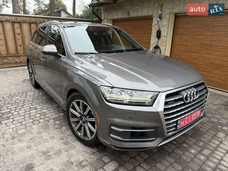 Позашляховик / Кросовер Audi Q7 2017 в Львові