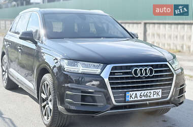Внедорожник / Кроссовер Audi Q7 2017 в Киеве