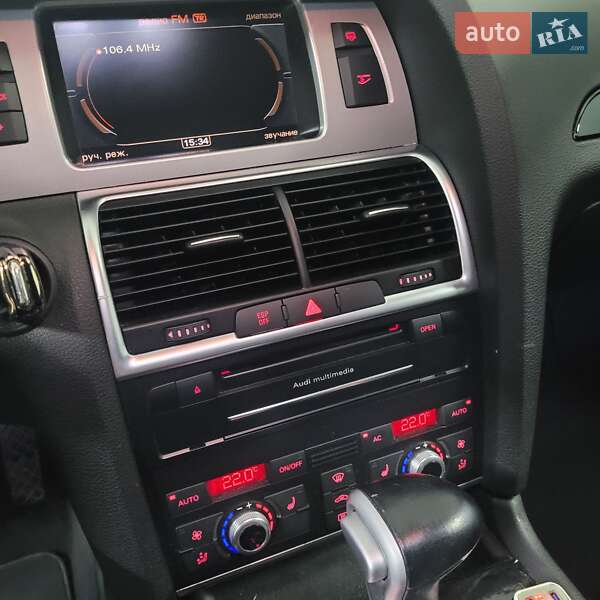 Внедорожник / Кроссовер Audi Q7 2010 в Изяславе