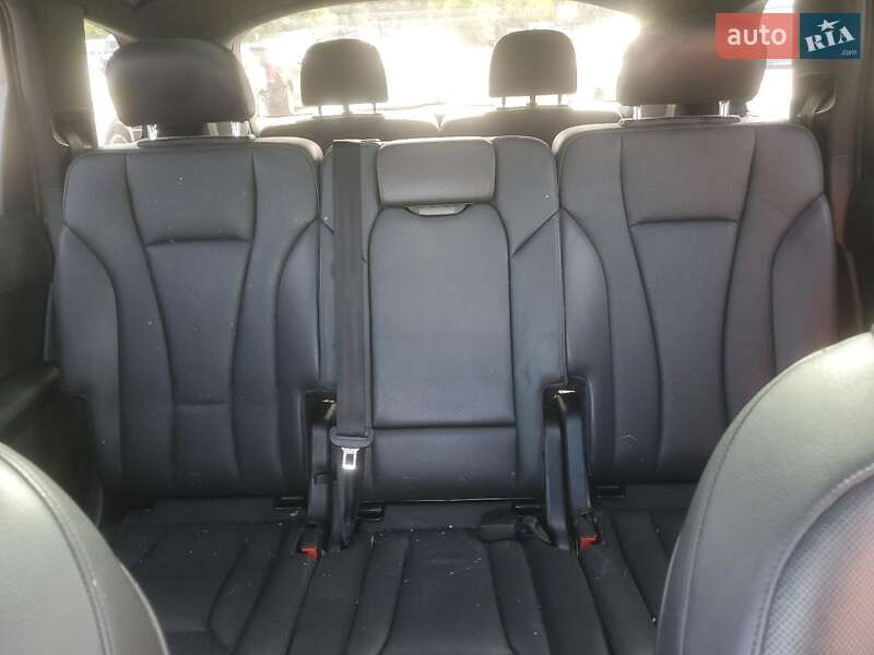 Внедорожник / Кроссовер Audi Q7 2015 в Чернигове