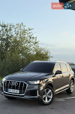 Внедорожник / Кроссовер Audi Q7 2020 в 