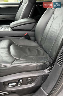 Внедорожник / Кроссовер Audi Q7 2011 в 