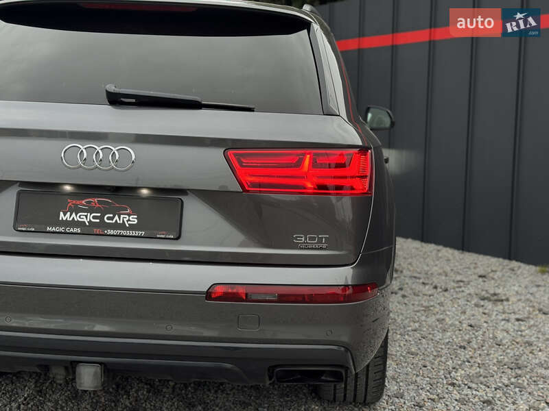 Позашляховик / Кросовер Audi Q7 2018 в Луцьку