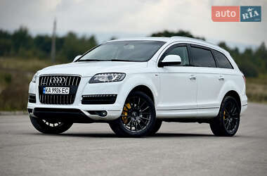 Позашляховик / Кросовер Audi Q7 2013 в 