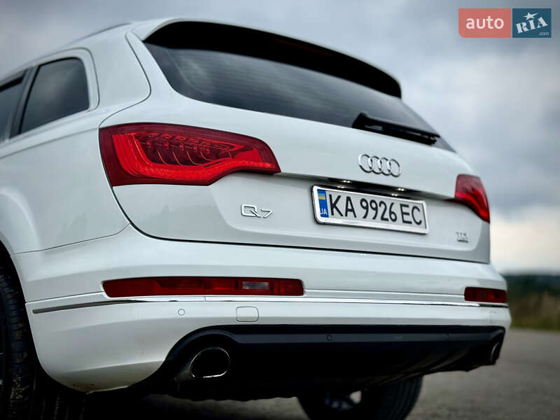 Внедорожник / Кроссовер Audi Q7 2013 в Трускавце
